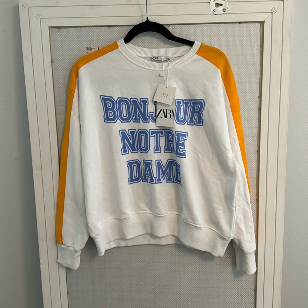 NWT Zara Graphic Sweatshirt